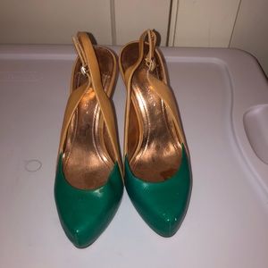 Tan and Kelly green heels